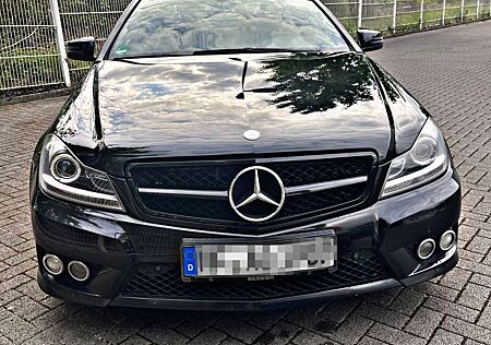 Mercedes-Benz C 220 CDI BlueEfficiency EDITION 1 AMG LINE