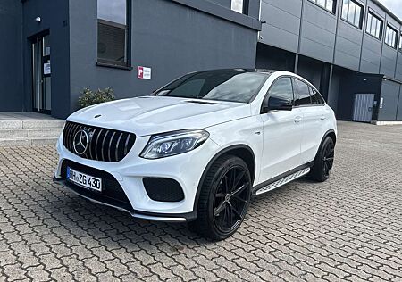 Mercedes-Benz GLE 43 AMG Coupe // Scheckheft / 22 Zoll / Panorama
