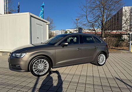 Audi A3 1.4 TSI ambiente ultra S-tronic/1.Hand/Top !!