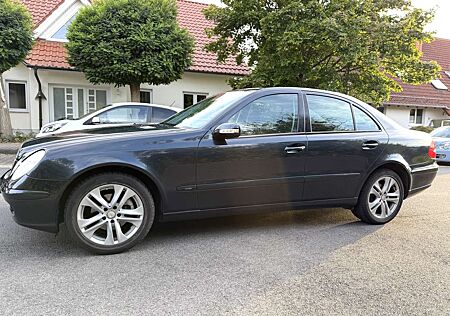 Mercedes-Benz E 240 6 Zylinder/Nur 126000km /Automatik