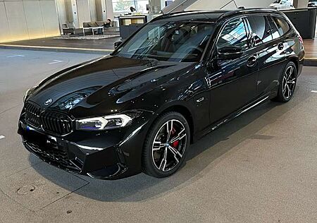 BMW 320e 320 xDrive M Sport/Hybrid | Facelift / Widescreen