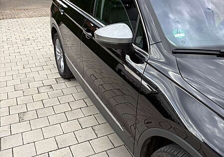 VW Tiguan Allspace Volkswagen 2.0 TDI SCR 4Motion DSG Life