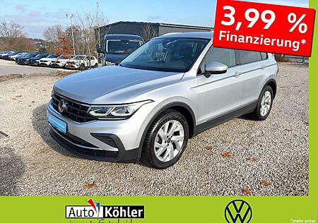 VW Tiguan Volkswagen Active TSi DSG Standheizung / AHK / Matrix