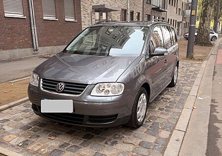 VW Touran Volkswagen Trendline
