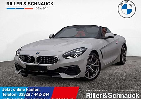 BMW Z4 20i Sport Line LED+HUD+H/K+NAVI+LEDER+KEYL