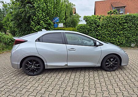 Honda Civic 1.8 i-VTEC Sport