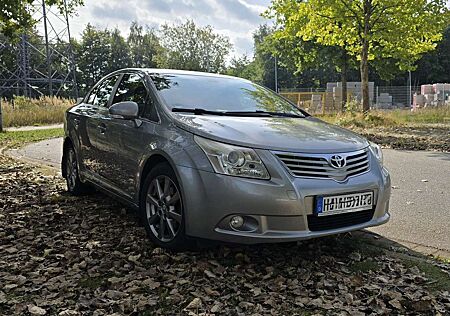 Toyota Avensis 1.8 Multidrive S Sol