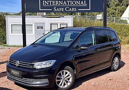 VW Touran Volkswagen 1.6 TDI / 7-Sitzer / Kamera / Massage / LED