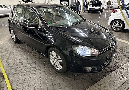 VW Golf Volkswagen 2.0 TDI /Parkassistent/PDC/SHZ/CarPlay/TÜV Neu