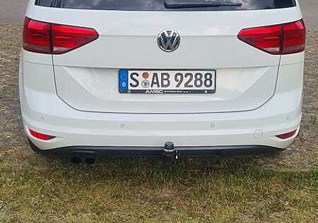 VW Touran Volkswagen 1.4 TSI (BlueMotion Technology) DSG Highline