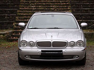 Jaguar XJR Top gepflegter XJR mit 3 Jahre Garantie