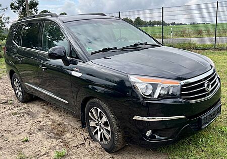 SsangYong Rodius e-XDi220 Aut- 4WD Turismo-AHK-1.Hand-TOP