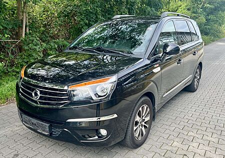 SsangYong Rodius e-XDi220 Aut- 4WD Turismo-AHK-1.Hand-TOP
