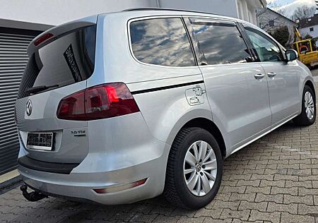 VW Sharan Volkswagen TDI+NAVI+TÜV+GARANTIE+ANHÄNG+KAMERA+SITZH