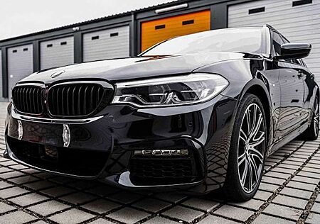 BMW 540i 540 xDrive Touring Aut. Luxury Line