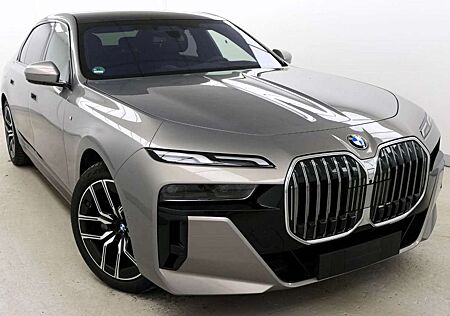 BMW 740 d xDrive M Sport Sky-Lounge AHK Standheizung