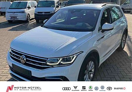 VW Tiguan Volkswagen 1.5 TSI DSG R-LINE MATRIX+NAVI+PANO+ACC