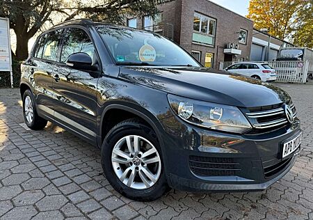 VW Tiguan Volkswagen BMT KLIMA PANO AHK ALU SCHECKH. 1.BESITZ