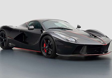 Ferrari LaFerrari Aperta