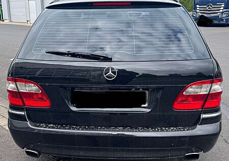 Mercedes-Benz E 350 T Avantgarde Sport Edition AMG