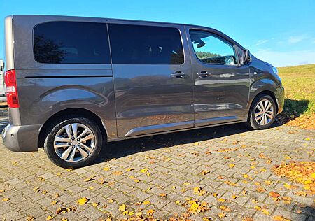 Peugeot Traveller Business VIP L2 Standheizung