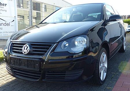 VW Polo Volkswagen IV 3-Türer 1.2 Black/Silver Edition