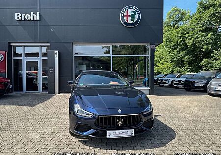 Maserati Ghibli 3.0 V6 430HP Modena SQ4 Allrad