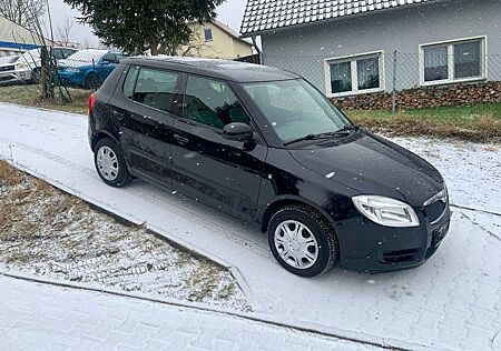 Skoda Fabia Ambiente 1,4 / TÜV NEU ! ! !