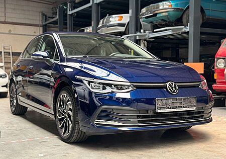 VW Golf Volkswagen 8 VIII Style | Massage | Travel-Assist
