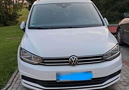 VW Touran Volkswagen 1.5 TSI OPF ACTIVE