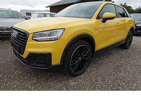 Audi Q2 sport S-Line LED Navi PDC Abstandstempom. 19´´Alu