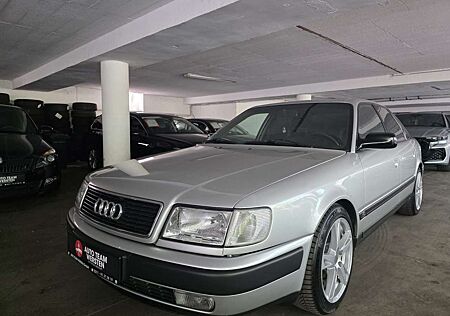Audi 100 *2.0 Benzin* *Sehr gut Gepflegt*