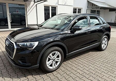 Audi Q3 45 TFSI e basis NAVI/AHK/LED/1HAND