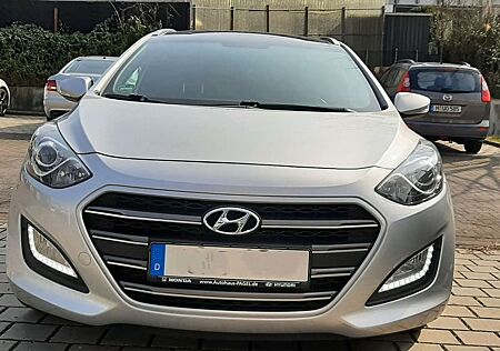 Hyundai i30 Kombi 1.6 GDi DCT Passion