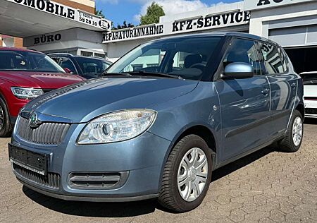Skoda Fabia Ambiente*Klima*Scheckheft*Zahnriemen neu