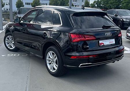 Audi Q5 TFSI e 50 e sport S-line mit Garantie von