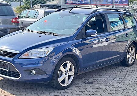 Ford Focus Turnier Ghia 1,8 KEIN TÜV