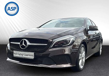 Mercedes-Benz A 180 7G-DCT Score LED PANO RemoteOnline SHZ PTS