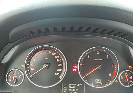 BMW 525d 525 xDrive Touring Sport plus*M Paket*Pano*Motor