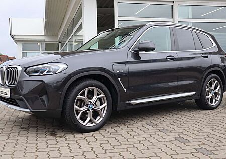 BMW X3 xDrive30e Head-Up HiFi DAB WLAN Komfortzg.