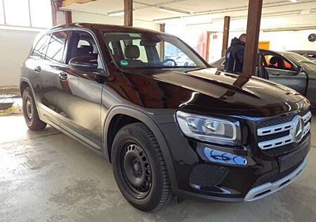 Mercedes-Benz GLB 180 d Navi SHZ R.Cam PDC DAB Spurassist.