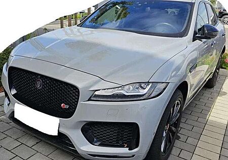 Jaguar F-Pace S AWD