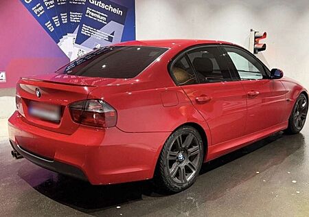 BMW 320i 320 Edition Sport