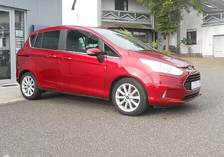 Ford B-Max Titanium
