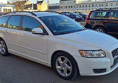 Volvo V50 1.6 DPF DRIVe Kinetic KLIMAAUT/PDC/XENON