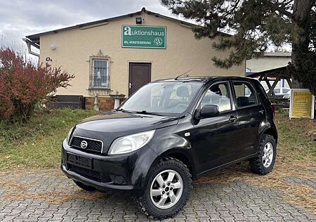 Daihatsu Terios gebraucht kaufen Daihatsu Terios 4WD - HU/AU 10.2027, AHK, Stollenreifen -