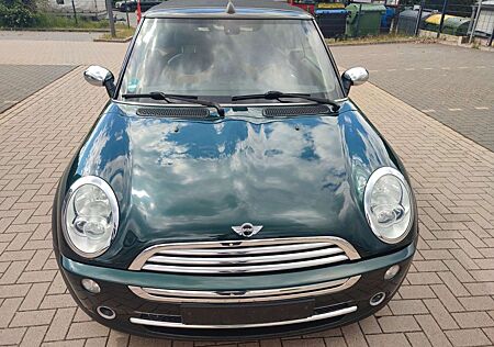 Mini Cooper ,1,6, Cabrio, (ab 3 Gang wird lauter)