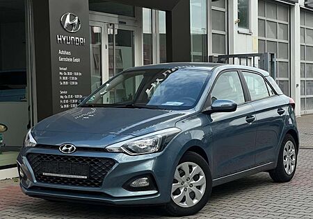 Hyundai i20 **Sitzheizung, PDC, Anhängerkupplung nur 45Tkm*