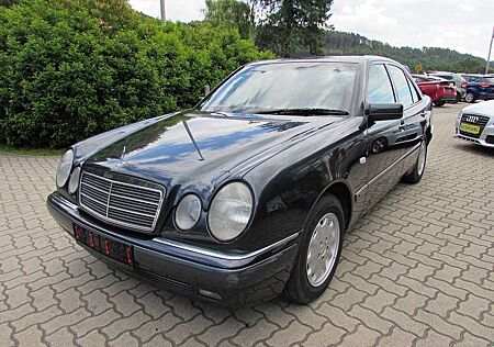 Mercedes-Benz E 290 D Limo Elegance