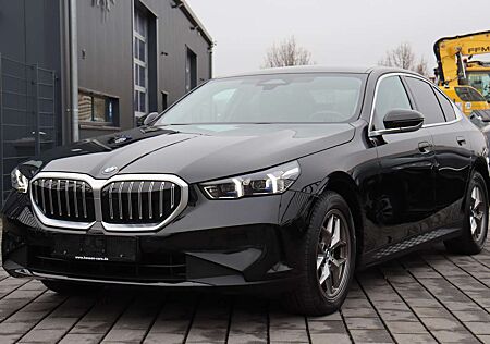 BMW 520d 520 Aut. Head-Up*Adaptiv-LED*H/K*Sitzkühlung